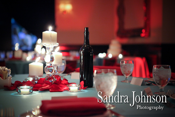 Best Maggiano's Orlando wedding photographer - Sandra Johnson (SJFoto.com)
